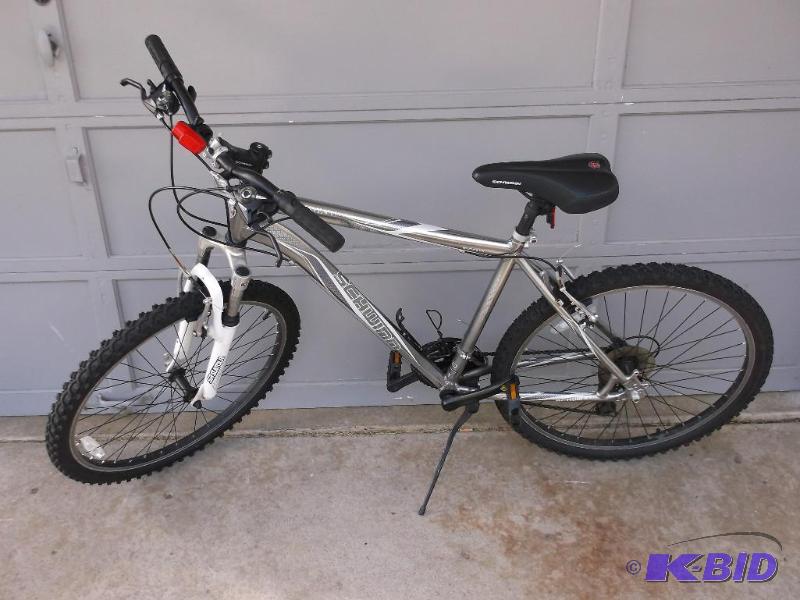 lot 54 image: Schwinn 20" aluminum 21 speed bike appea...