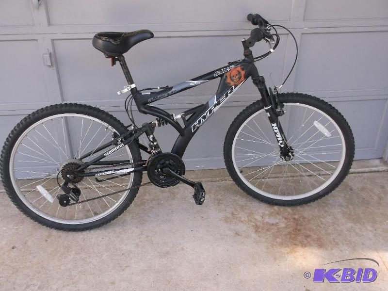 lot 55 image: Shimano Hyper 20" aluminum frame bike se...