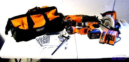 lot 11 image: Ridgid&nbspCombo Set 12" Variable Spee...