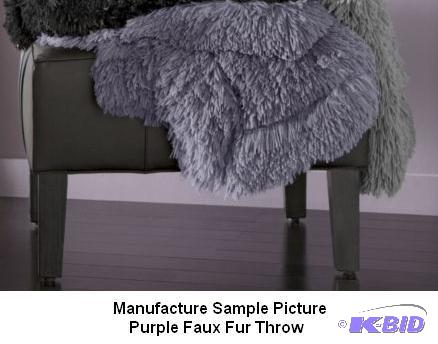 lot 149 image: Purple Faux Fur Throw -&nbspImagine the soft...