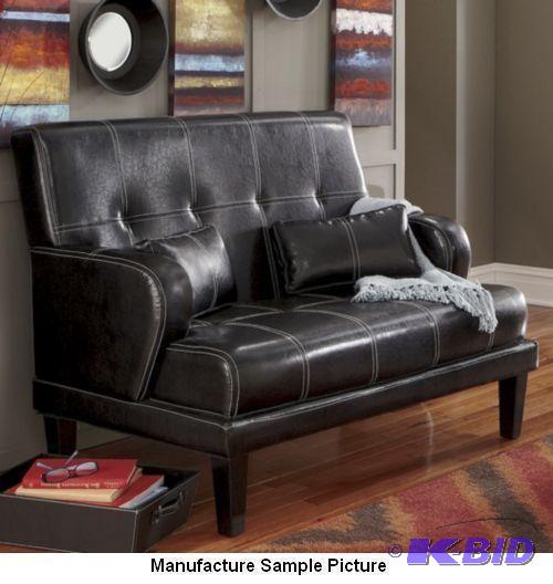 lot 207 image: Contrast Stitch Loveseat - Make a style state...