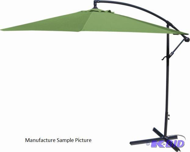 lot 33 image: Outdoor Offset Umbrella - Has green canvas wi...