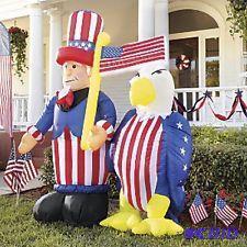 lot 80 image: Inflatable Uncle Sam and Eagle - A grand salu...
