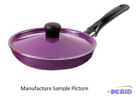 lot 98 image: Mini Fry Pan - Purple - 6.5" - Retail $9...