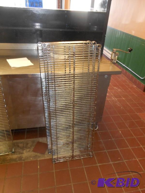 4 Wire Shelves Without Poles.