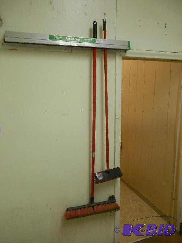 Broom and Libman Scrubber