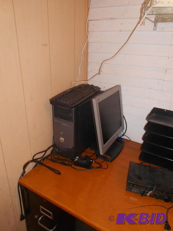 Dell Computer with 17 Monitor