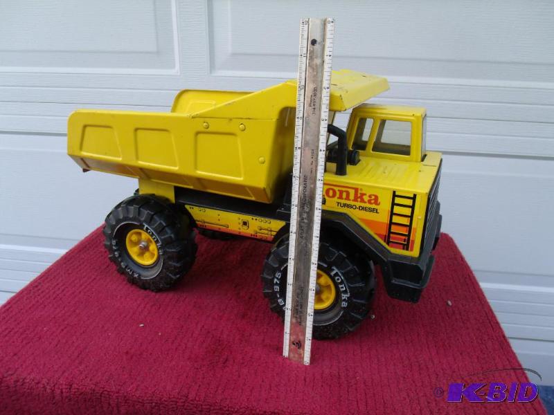 Tonka Dump Truck   Pressed Steel