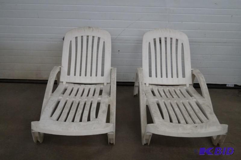 lawnlounge chairs