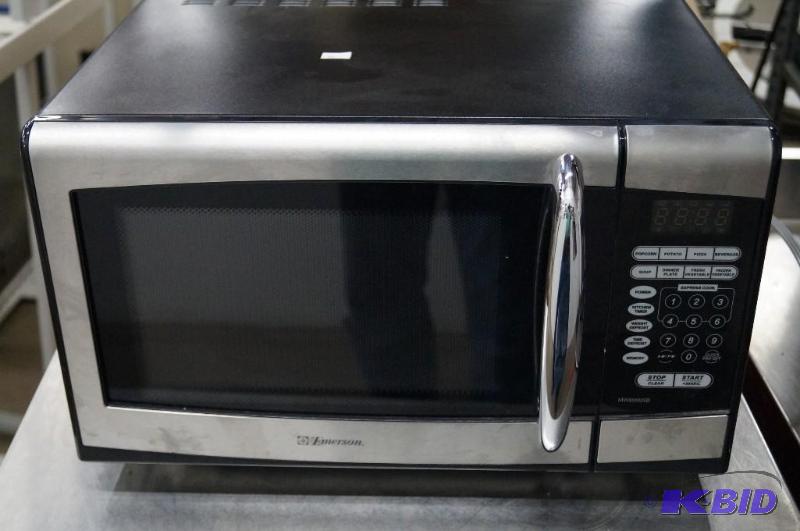 microwave oven