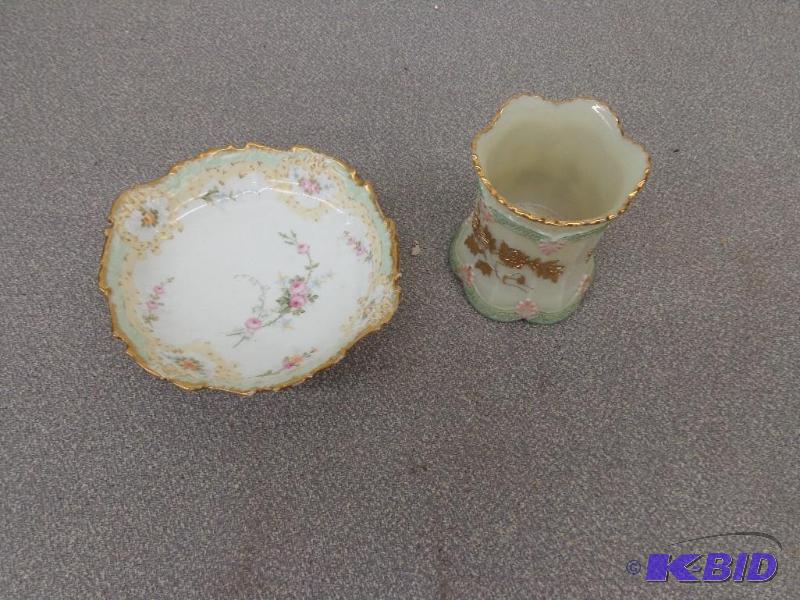 Vintage Tray and Flower Vase 7 12&quot Long...