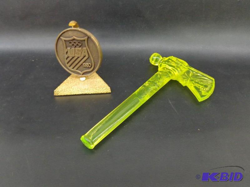 Paper Weights Vaseline Glass - Native Indian ...