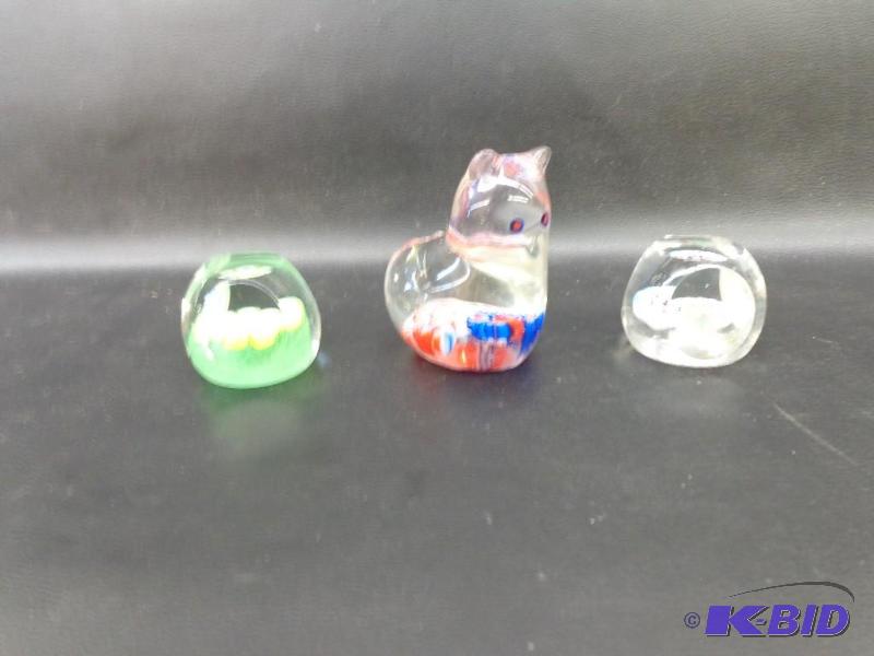 Various Paper Weights 1 is of a Cat Style Pap...