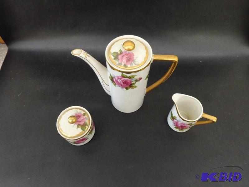 Rose Design Tea Set Number on Bottom 7768 Gol...