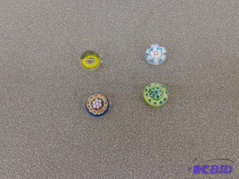 4 Small Paper Weights Round Paper Weights 1 1...