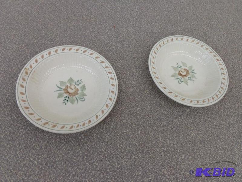 2 Serving Bowls Dinner Bowls From England&nb...