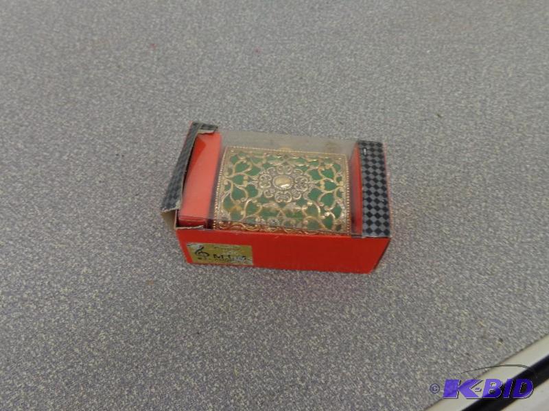 Antique Music Box&nbsp 3&quot x 2 12&quot...