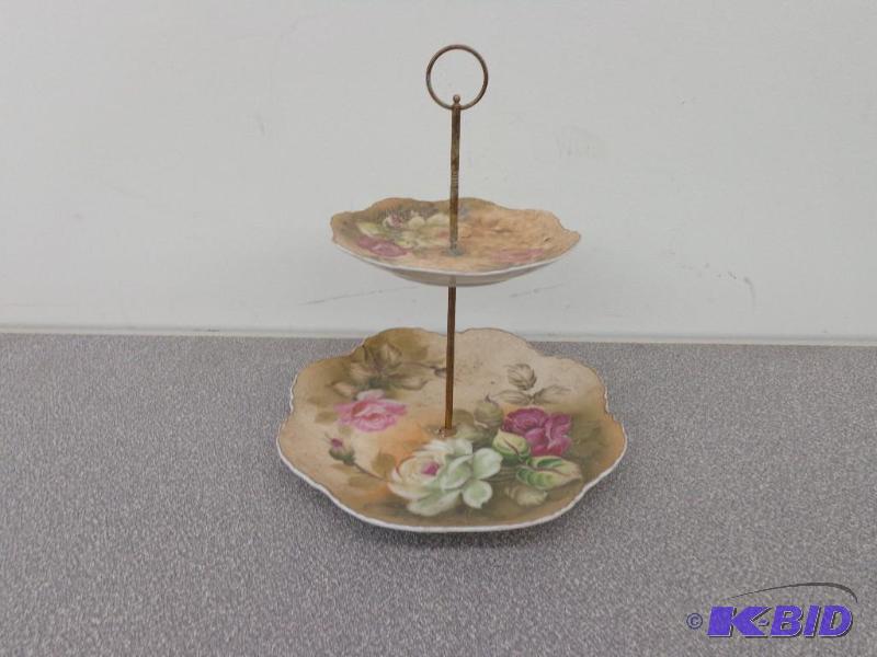 Two Tier Serving Plate Floral Design on the p...