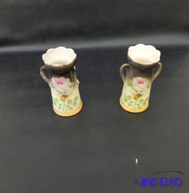 Small PlantersVases Made in czecholslvovakia...
