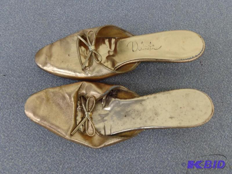 Vintage Slippers Golden Slippers 10&quot Lon...