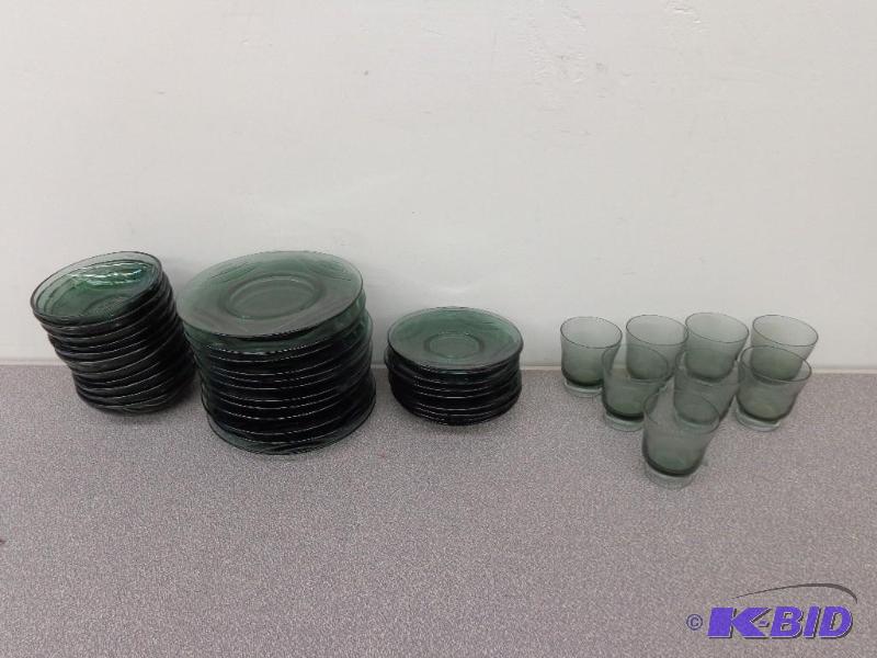 Green Depression Glass Set 9 Small Glasses - ...