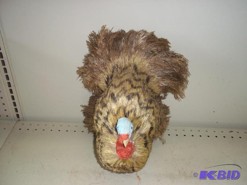 lot 104 image: Turkey Decor...