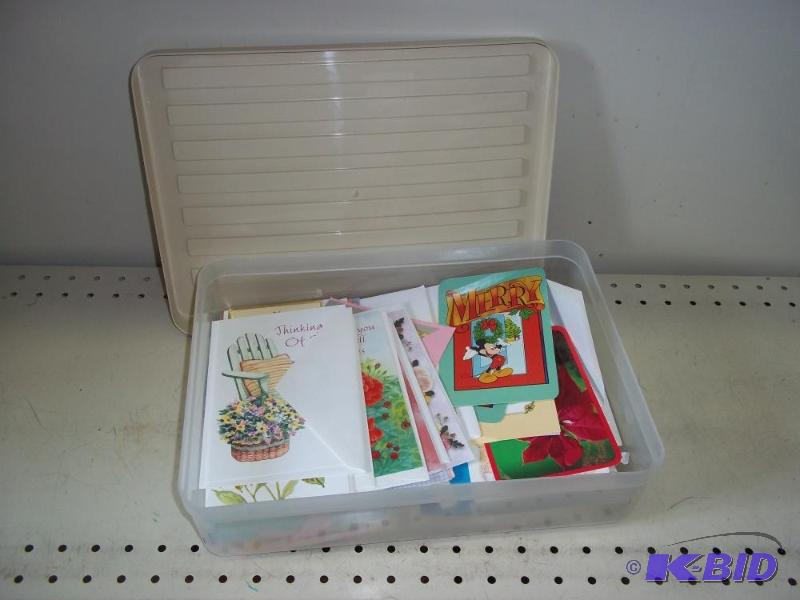 lot 120 image: Tote with greeting cards...