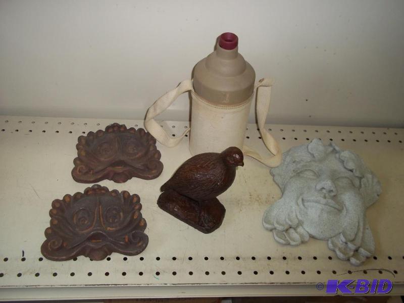 lot 142 image: Misc Decor...