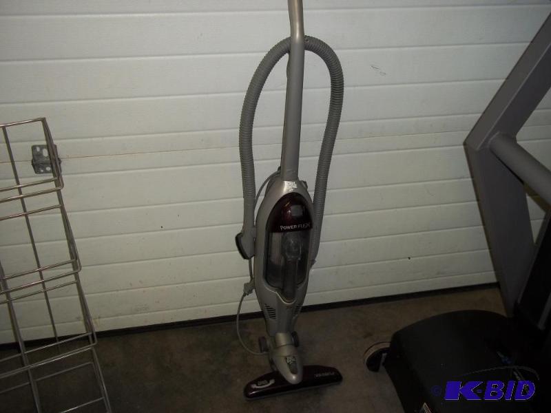 lot 168 image: Power Flex Vacuum...