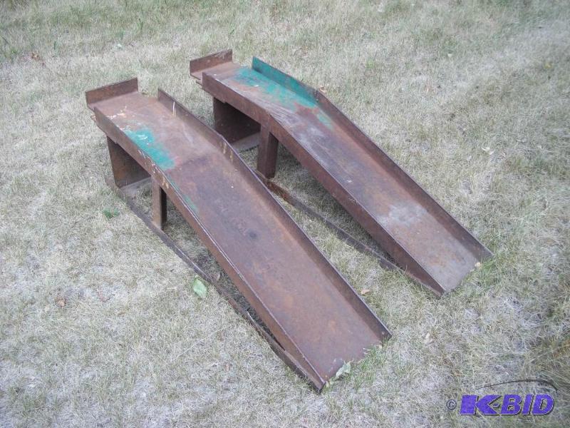 lot 9 image: Heavy Metal Car Ramps...