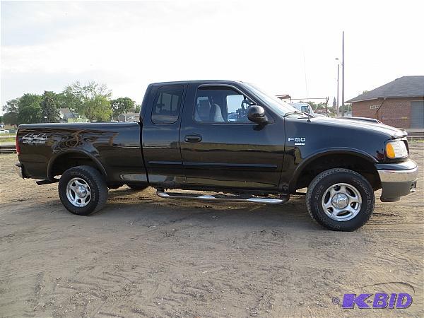lot 4 image: Year 1999 Make Ford Model F150 Vehicle Typ...
