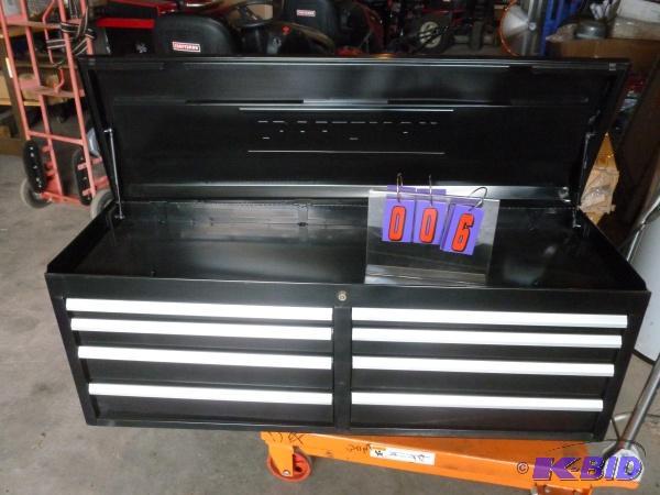 Craftsman 8 drawer chest. Top and top corner ...