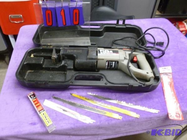 lot 10 image: Porter Cable tiger reciprocating saw. Quick c...