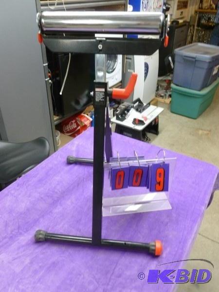 lot 9 image: Craftsman material feed roller stand. 130 lb ...