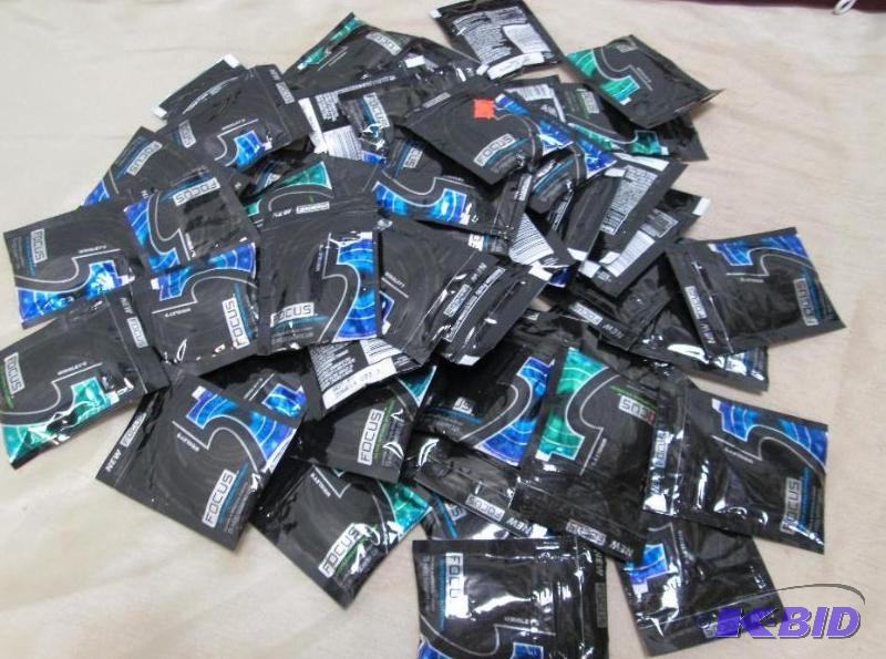 Qty 50 New Focus Wrigleys 5 gum size 15 piec...