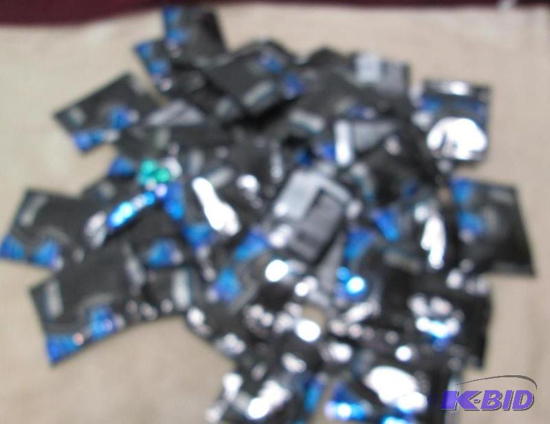 Qty 50 New Focus Wrigleys 5 gum size 15 piec...