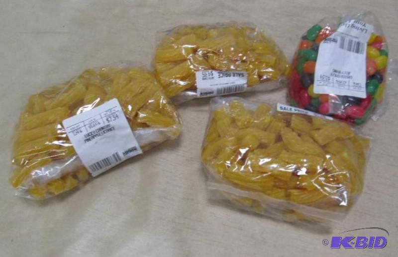 Qty 4 bags of Easter spiced jelly beans and L...