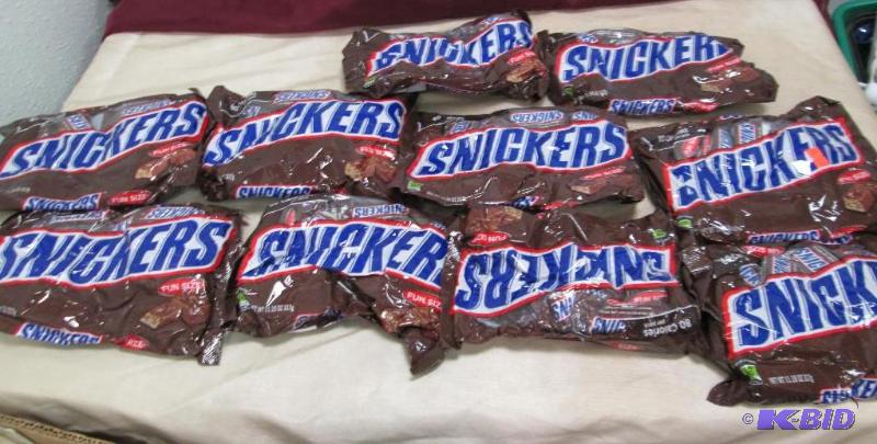 Qty 10 pkg of Fun size snickers 11.18 oz exp ...