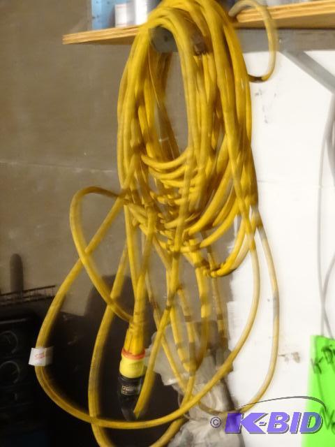 lot 125 image: 2 extension cords...