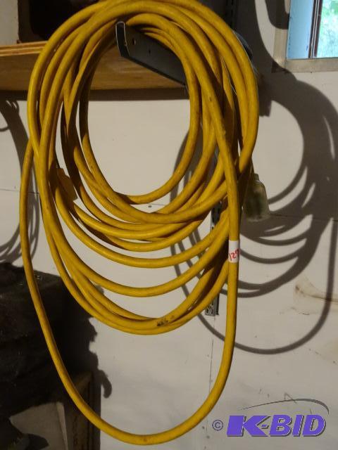 lot 127 image: Heavy duty extension cords...