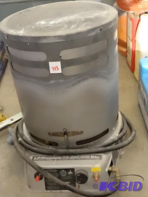 lot 148 image: Propane 75-200,000 btu heater...