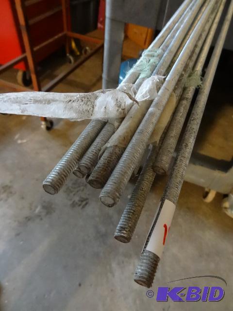 lot 189 image: Threaded rod. 15 pices. 38...