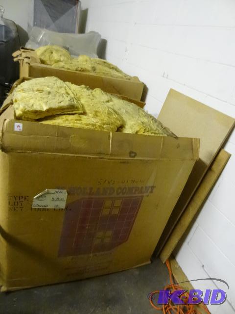 lot 19 image: 2 Gaylords of used insulation. Great for work...