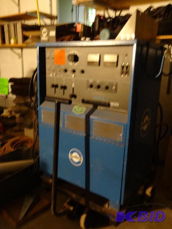 lot 2 image: Miller Syncro Wave 500 ACDC Gas Tungsten Arc...