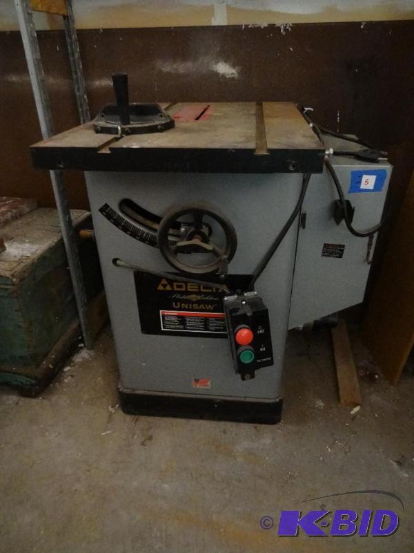 lot 5 image: Delta Platinum Edition Unisaw. 230 Volt. 36-9...