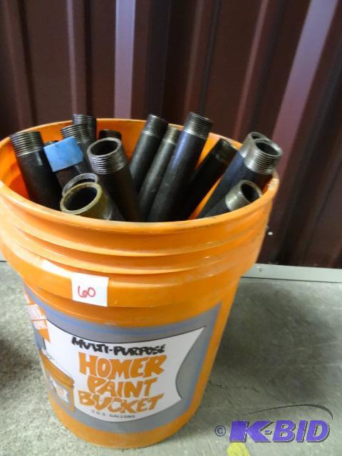 lot 60 image: 1" ID black steel pipe. 16" lengths...