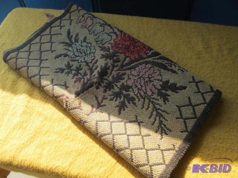 Rug