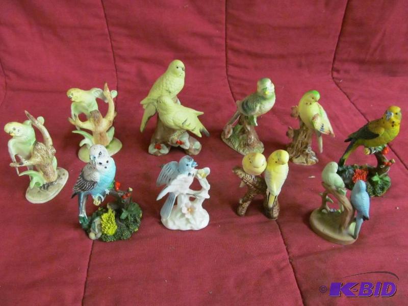 Figurines