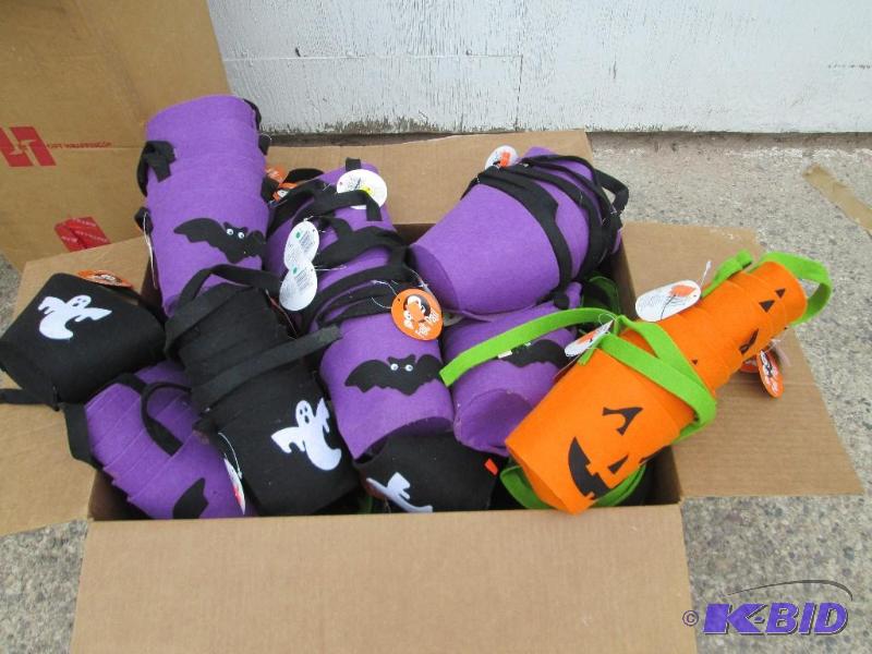 huge lot of felt halloween themed baskets, so...