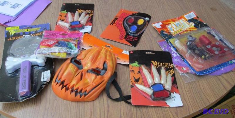 mixed halloween lot- toys, fingers, masks, ba...
